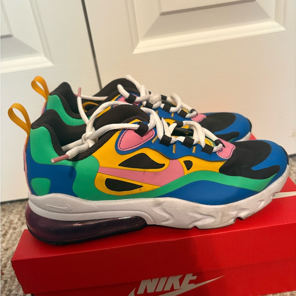 Nike React Vision GS Size 4.5Y